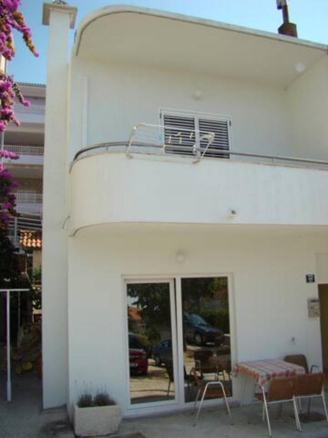 Apartment Martina Tucepi Exterior photo
